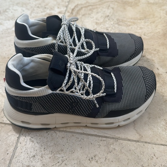 Women’s Cloudnova Sneakers - Picture 4 of 6